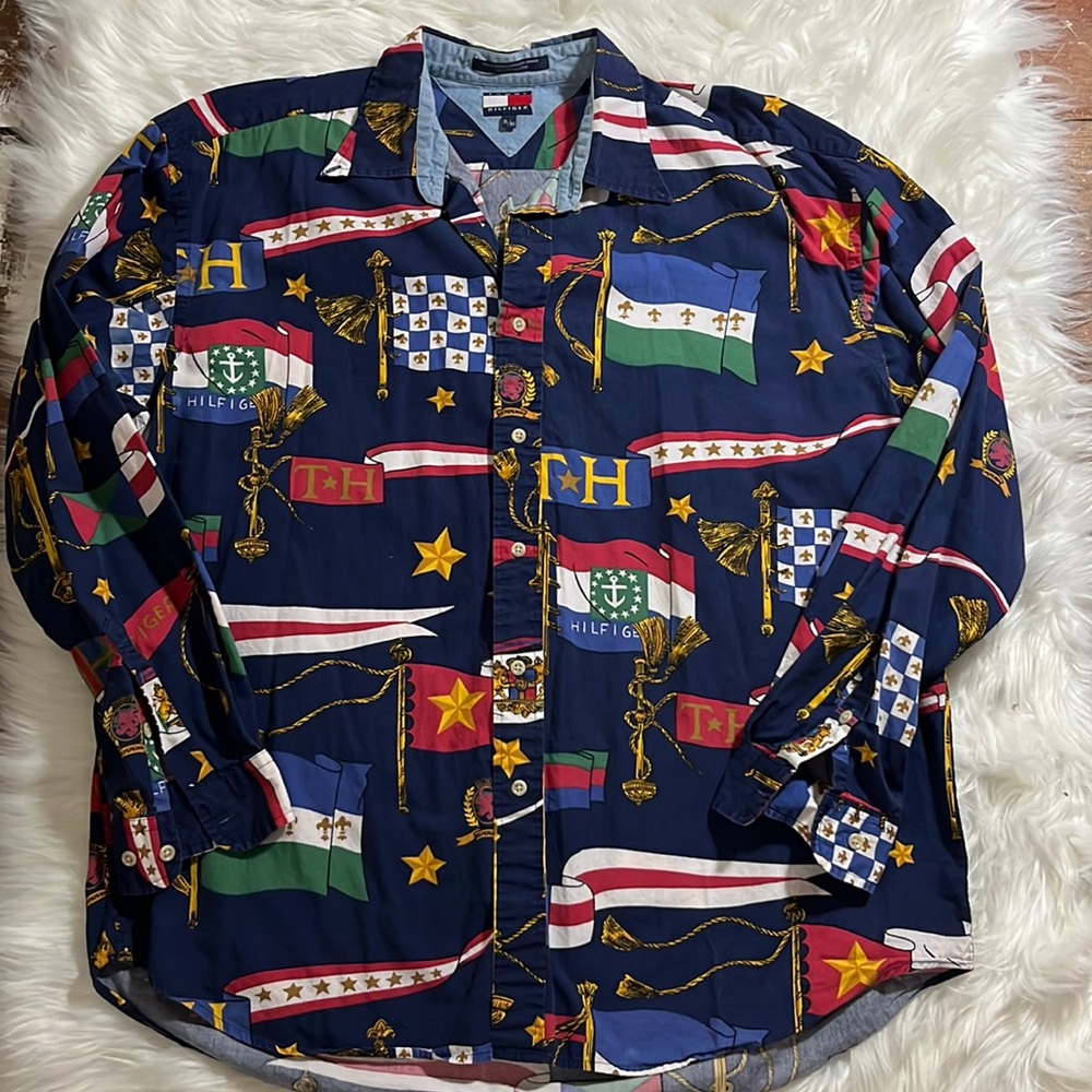 RARE Vintage 90’s Tommy Hilfiger button up